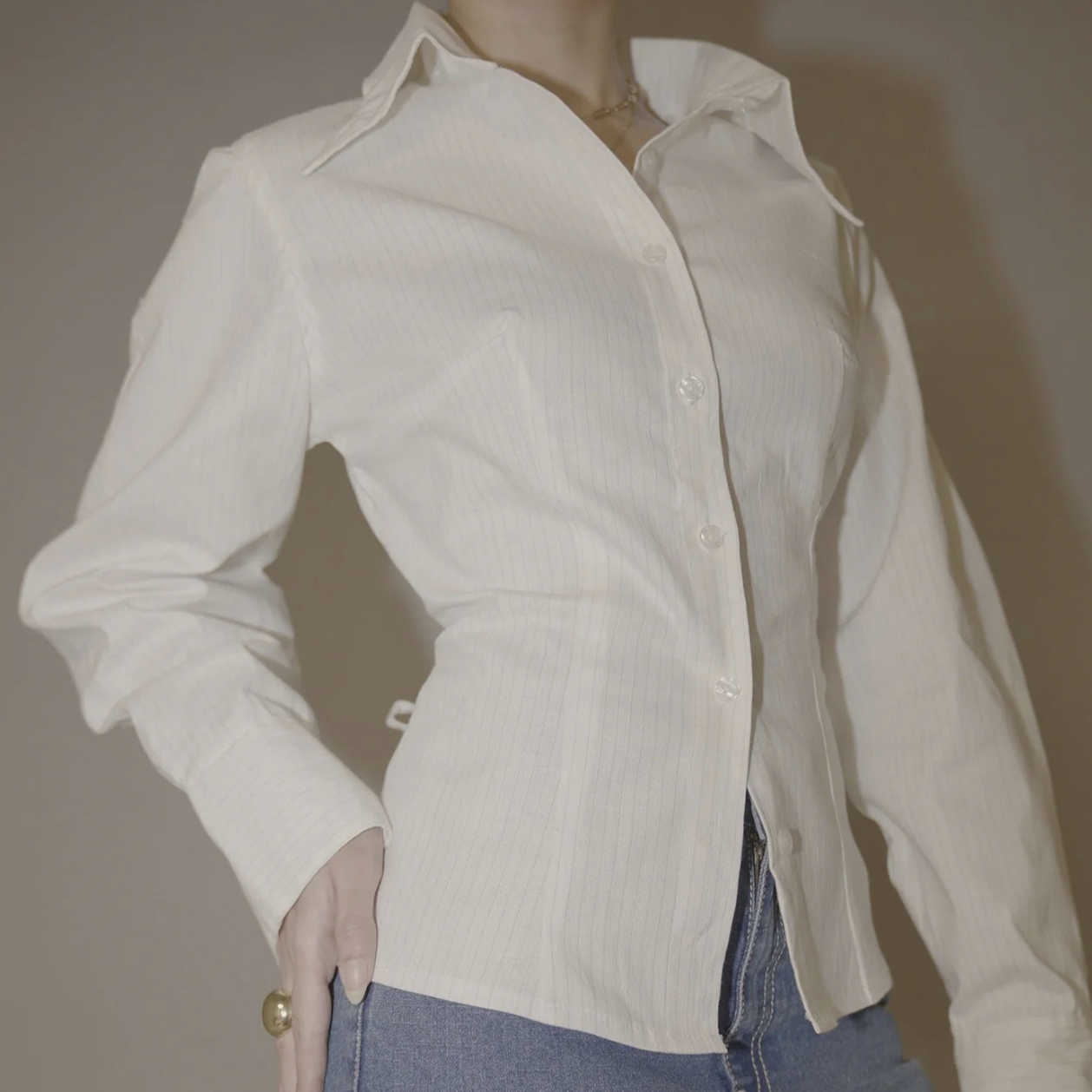 Blue Brew- ELARA SHIRT FROST GREY - Image 5